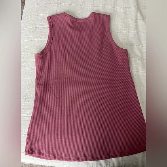 WoolX Reagan Tank - Picture 2 of 4